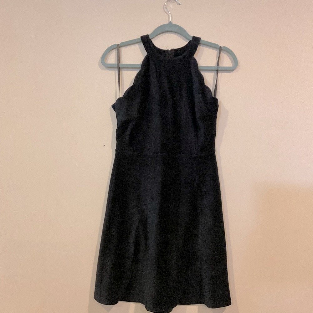 🌻Velvet little black dress